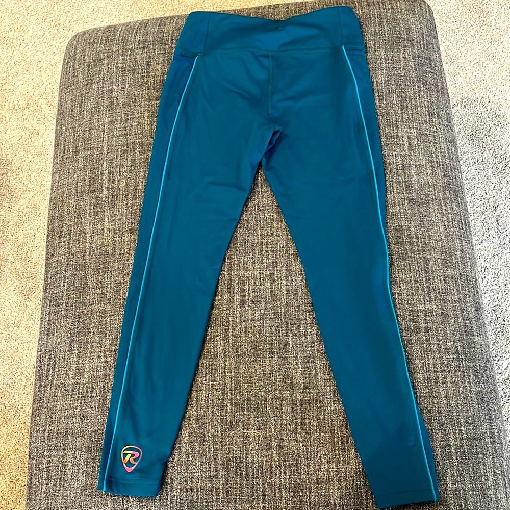 Brooks capri running leggings - Rock n Roll series logo teal